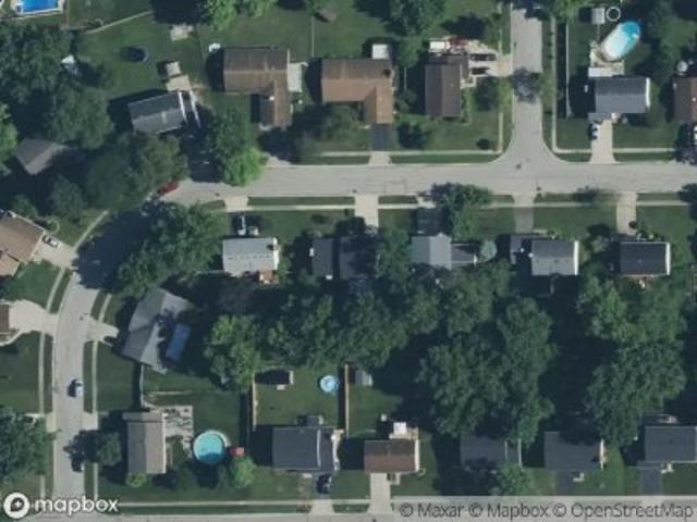 Crownwood Ave