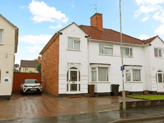 Crowther Road, Wolverhampton WV6, 3 bed semi detached house to rent, £1,175 pcm | PrimeLocation