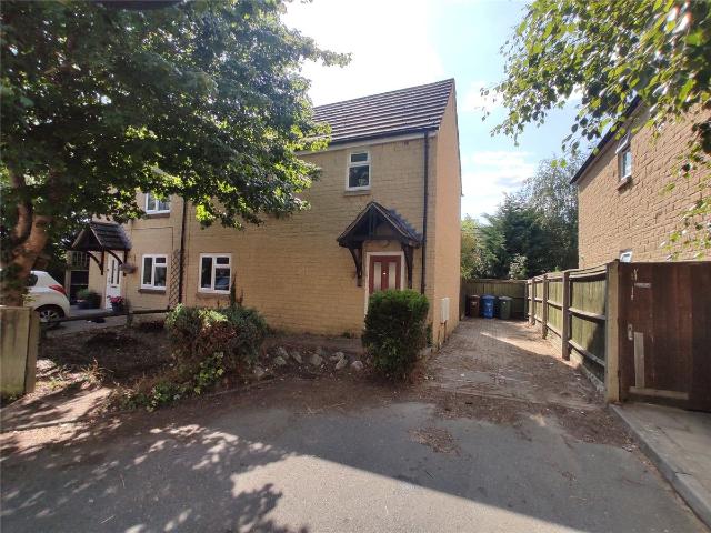 Croxford Gardens, Kidlington, Oxfordshire OX5, 2 bed semi detached house to rent, £1,450 pcm | PrimeLocation