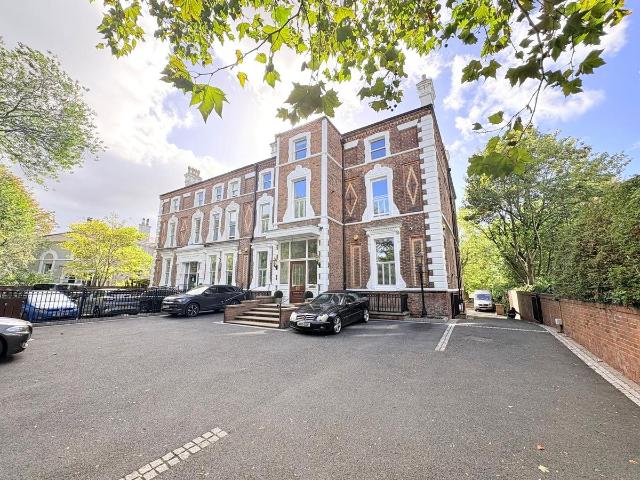 Croxteth Road, Princes Park, Liverpool, Merseyside L8, 2 bed flat to rent, £1,200 pcm | PrimeLocation