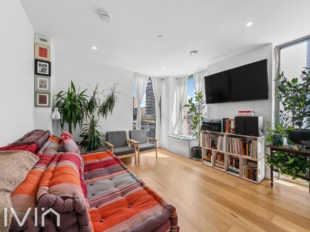 Croydon CR0 2 bed flat to rent £1,800 pcm £415 pw