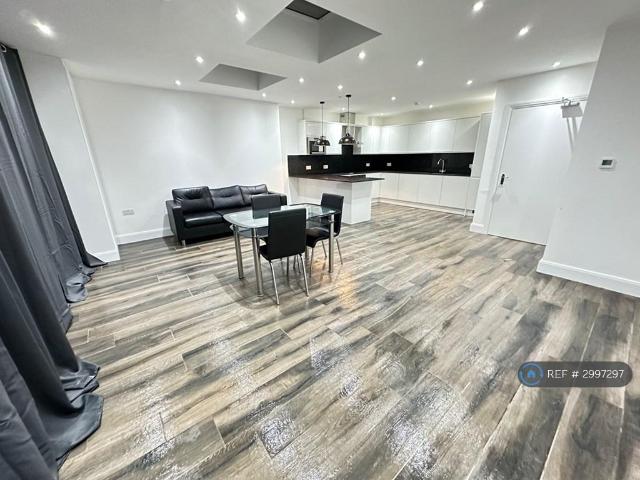 Croydon, Croydon,West Wickam,Shirley. 1 bed in a house share to rent £1,125 pcm £260 pw