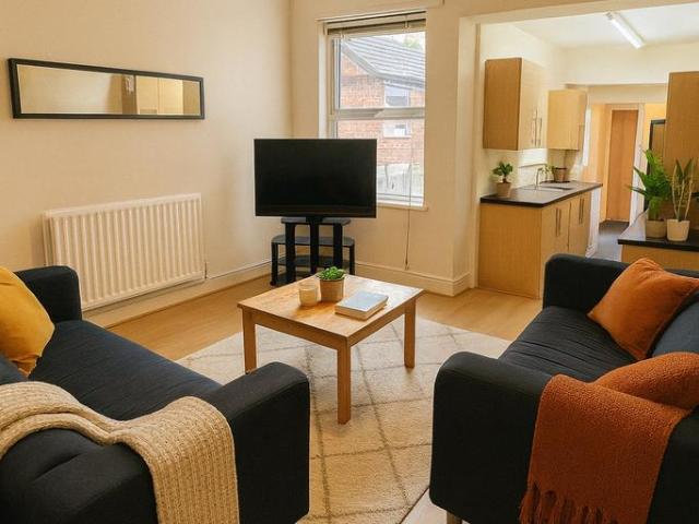 Croydon Road 5 bed, Selly Oak B29 5 bed house to rent £2,064 pcm £476 pw
