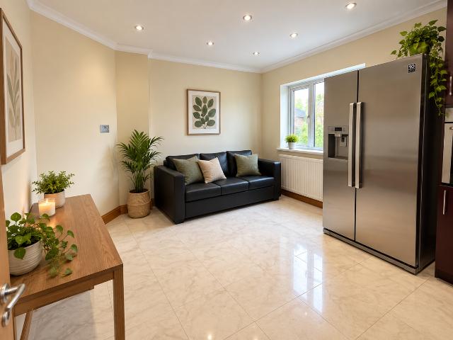 Croydon Road, Caterham CR3, 3 bed flat to rent, £2,000 pcm | PrimeLocation