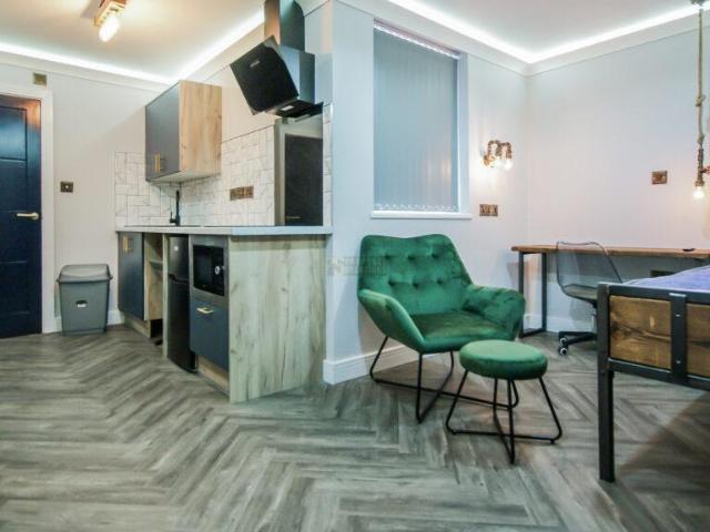 Croydon Road, Birmingham B29 Studio to rent £885 pcm £204 pw