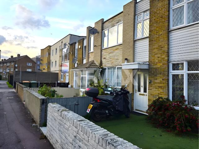 Croydon Road, London E13, 4 bed terraced house to rent, £2,900 pcm | PrimeLocation