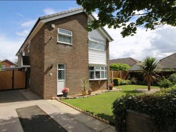 Croyde Close, Southport PR9 5 bed detached house to rent £34,667 pcm £8,000 pw