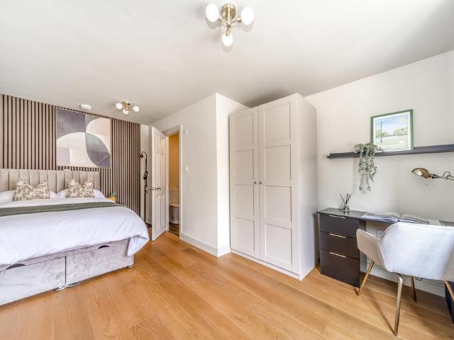 Croyland Drive, Elstow, Bedford, MK42 1 bed in a house share to rent £850 pcm £196 pw