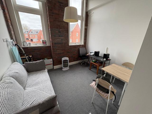 Crocketts Lane, Smethwick B66, 1 bed flat to rent, £800 pcm | PrimeLocation