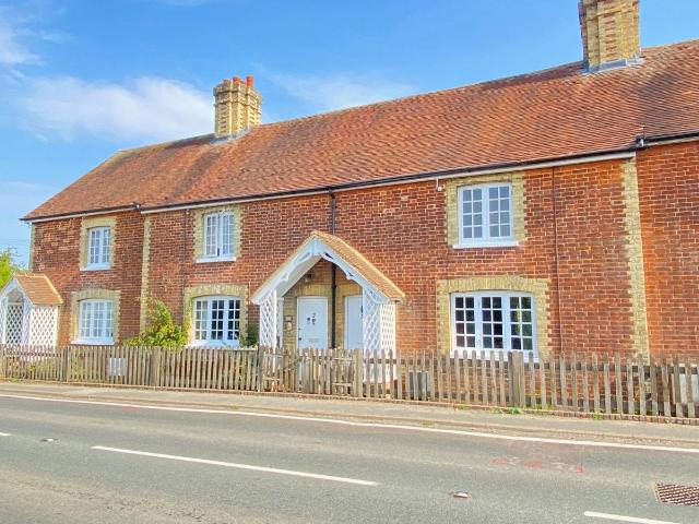 Crockhurst Street, Tudeley, Tonbridge, Kent TN11, 3 bed terraced house to rent, £1,725 pcm | PrimeLocation