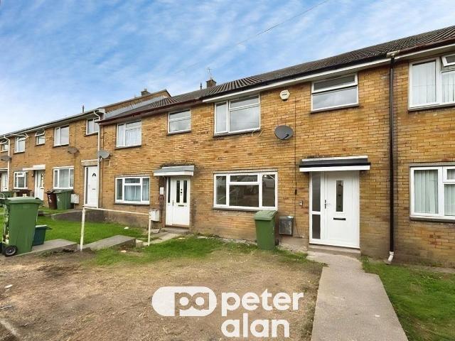 Croeso Square, Blackwood NP12, 3 bed terraced house to rent, £1,000 pcm | PrimeLocation