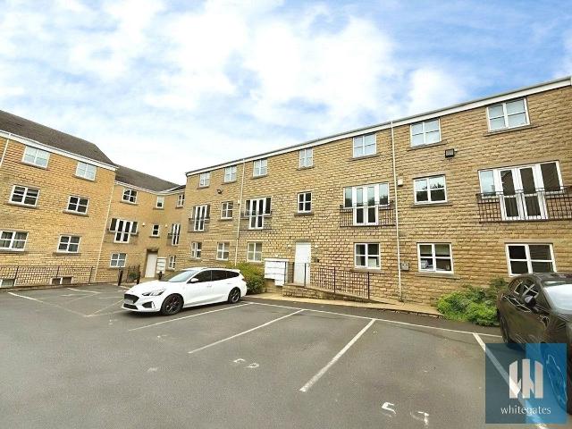 Croft Court, Mount Lane, Rastrick, Brighouse HD6, 2 bed flat to rent, £700 pcm | PrimeLocation