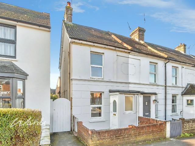 Croft Road, Ashford TN24, 3 bed end terrace house to rent, £1,300 pcm | PrimeLocation