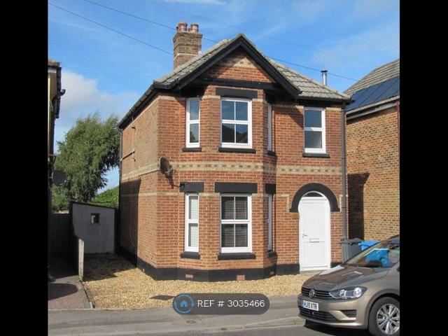 Croft Road, Poole BH12, 3 bed detached house to rent, £1,500 pcm | PrimeLocation
