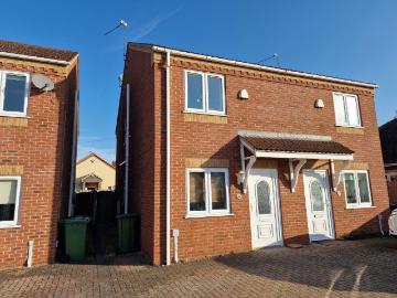 Crofters Close, King's Lynn PE30, 2 bed semi detached house to rent, £980 pcm | PrimeLocation