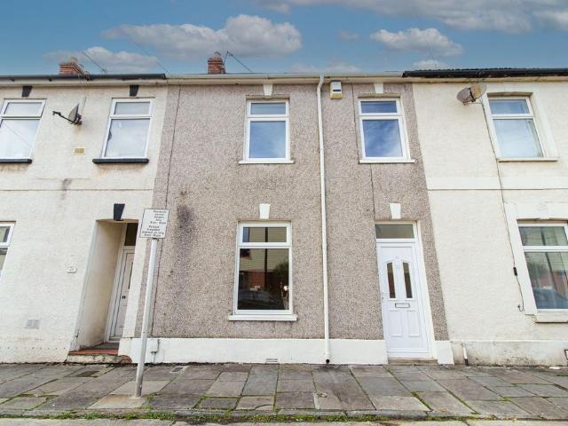 Crofts Street, Roath, Cardiff 4 bed terraced house to rent £2,400 pcm £554 pw