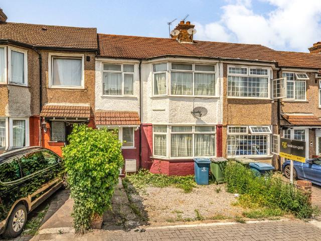 Crofts Road, Harrow HA1, 3 bed detached house to rent, £2,300 pcm | PrimeLocation