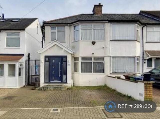 Crofts Road, Harrow, HA1 4 bed end of terrace house to rent £2,600 pcm £600 pw