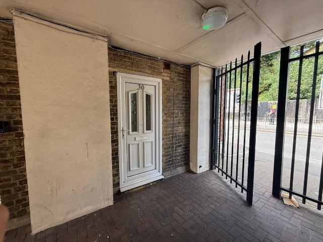 Croham Road, Croydon, 7 CR2, 1 bed maisonette to rent, £1,400 pcm | PrimeLocation