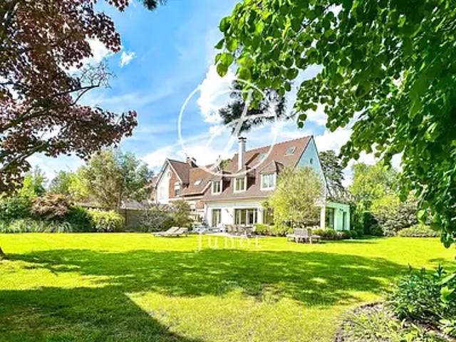 Croix 59170 Achat / Vente maison 8 pièces t8