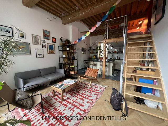CROIX ROUSSE Chamant duplex meublé 44 m²