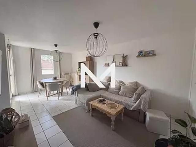Crolles 38920 Achat / Vente appartement 2 pièces t2 au dernier étage garage