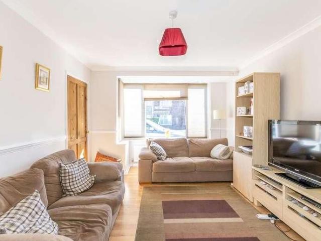 Cromarty Road, Stamford, PE9