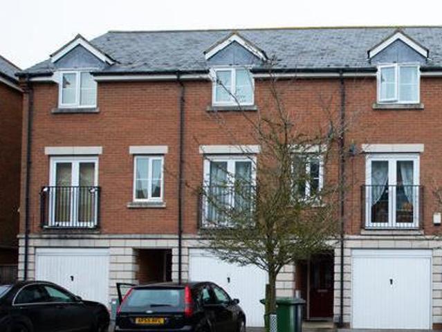 Crome Drive, Great Yarmouth, 2 Bedroom End