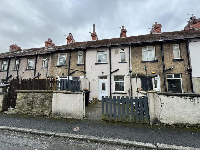 Cromer Grove, Keighley BD21, 2 bed property to rent, £725 pcm | PrimeLocation