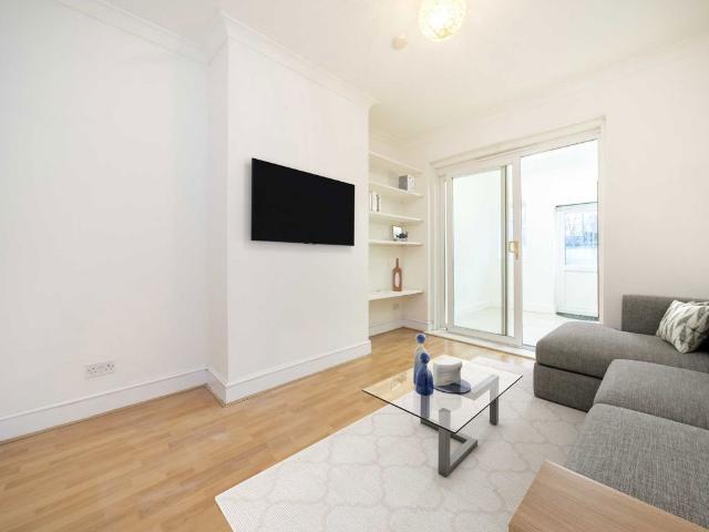 Cromer Road, Tooting SW17, 3 bed property to rent, £2,600 pcm | PrimeLocation