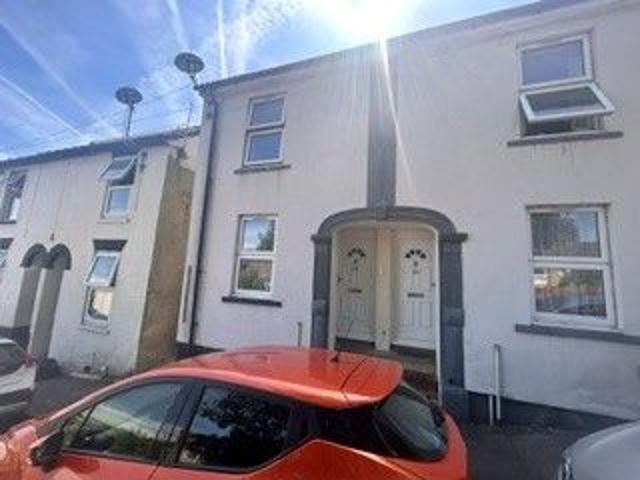 Cromwell Terrace, Chatham ME4, 2 bed property to rent, £1,250 pcm | PrimeLocation