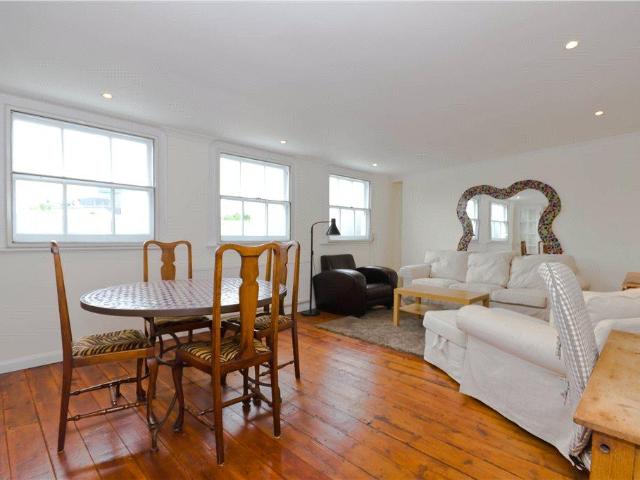 Cromwell Crescent, Kensington. 2 bed apartment to rent £3,000 pcm £692 pw