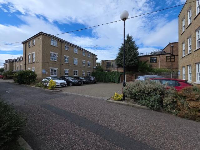 Cromwell Lodge, Whitechapel E1, 1 bed flat to rent, £1,950 pcm | PrimeLocation