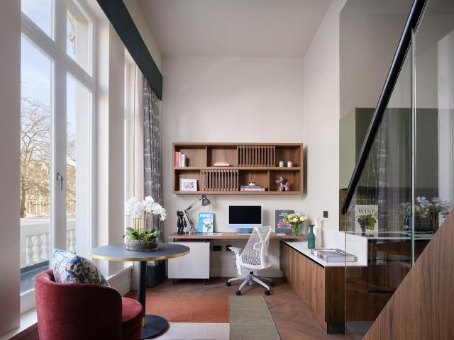 Cromwell Rd, South Kensington, London. Studio to rent £5,980 pcm £1,380 pw