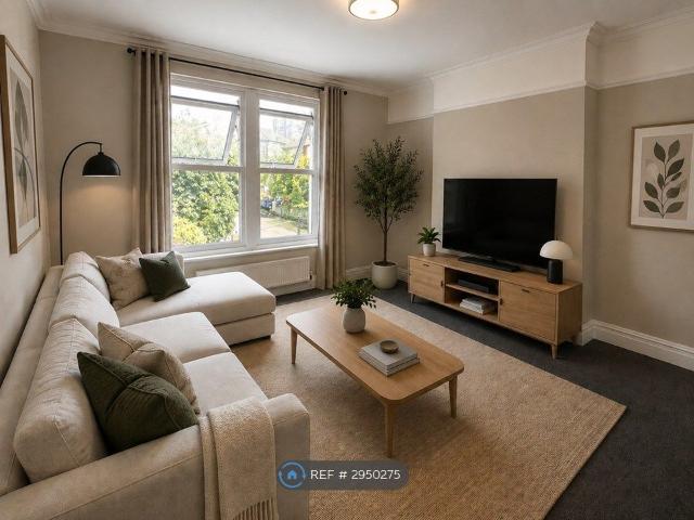 Cromwell Road, Bristol BS6, 2 bed flat to rent, £1,600 pcm | PrimeLocation