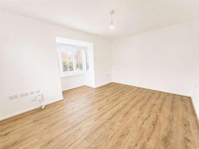 Cromwell Road, Ellesmere, CH65