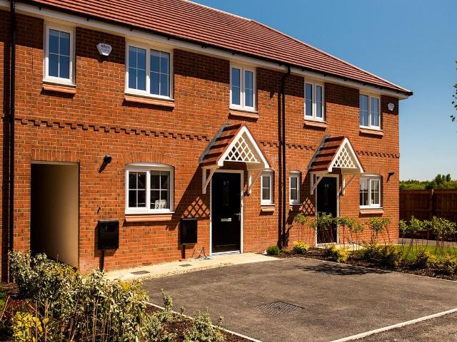 Cromwell Road, Ellesmere Port CH65, 3 bed terraced house to rent, £1,250 pcm | PrimeLocation