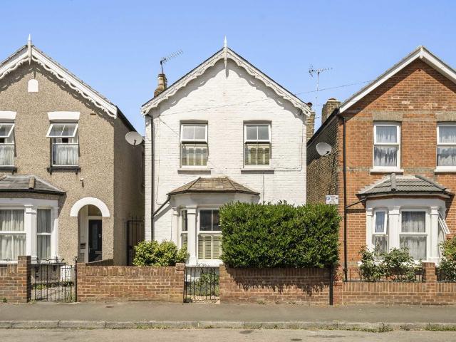 Cromwell Road, Feltham TW13, 3 bed property to rent, £2,600 pcm | PrimeLocation