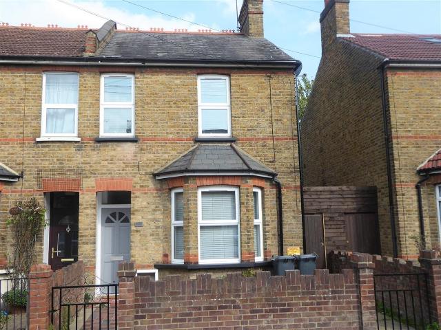 Cromwell Road, Hounslow TW3, 1 bed flat to rent, £1,250 pcm | PrimeLocation