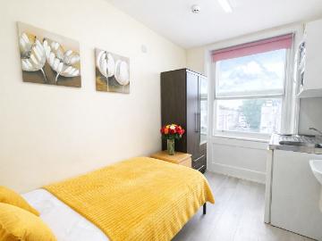 Cromwell Road, London SW7, Studio to rent, £1,603 pcm | PrimeLocation