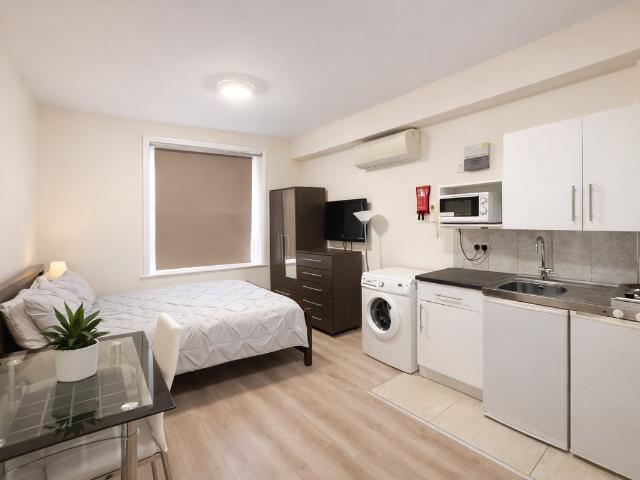 Cromwell Road, London SW7, Studio to rent, £2,080 pcm | PrimeLocation