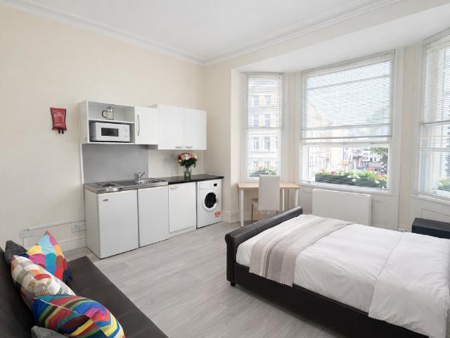 Cromwell Road, London SW7, Studio to rent, £2,232 pcm | PrimeLocation