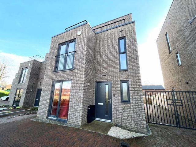 Cromwell Road, Salford, M6 6DA, United Kingdom | 4 bed house for rent #140227670 | Rentberry