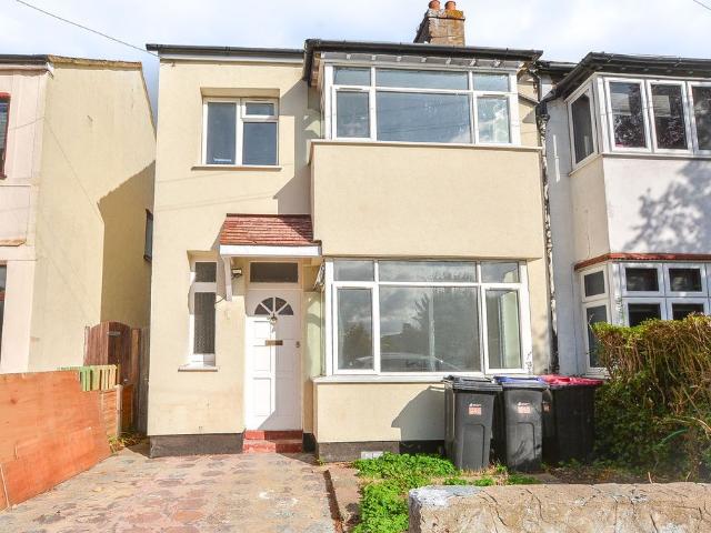 Cromwell Road, Southend On Sea SS2, 3 bed semi detached house to rent, £1,900 pcm | PrimeLocation