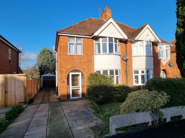 Cromwell Road, Southfields, Rugby CV22, 3 bed semi detached house to rent, £1,300 pcm | PrimeLocation