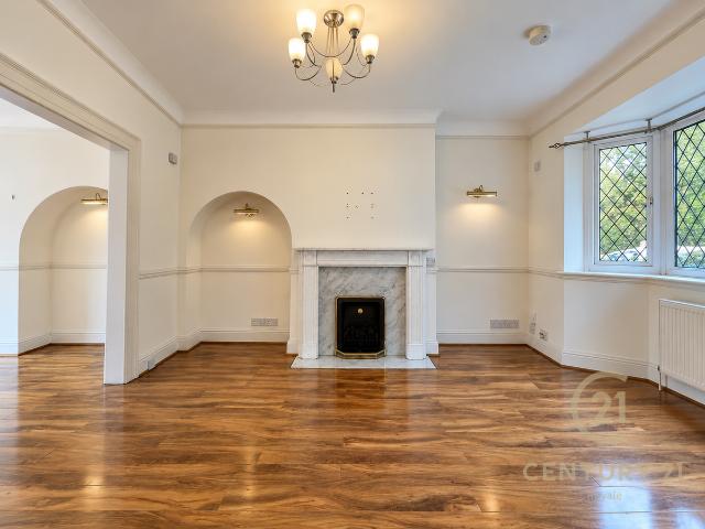 Cromwell Road, Worcester Park KT4, 4 bed semi detached house to rent, £3,100 pcm | PrimeLocation