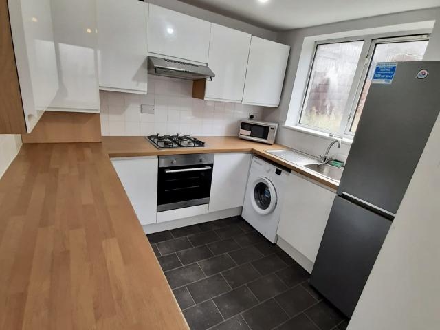 Cromwell Street, Mount Pleasant, Swansea SA1 6EY StudentDigz Ltd