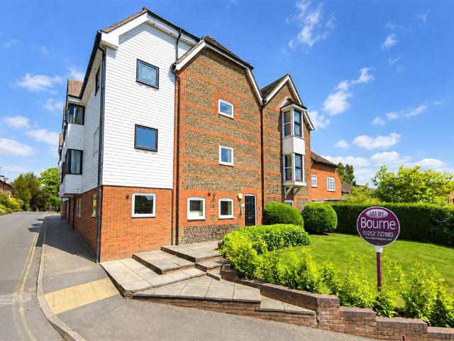 Crondall Lane, Farnham, Surrey GU9, 1 bed flat to rent, £1,250 pcm | PrimeLocation