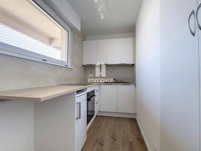 CRONENBOURG F1 32.14 m²
