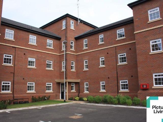 Crooked Bridge Court, St Georges. 2 bed flat to rent £900 pcm £208 pw